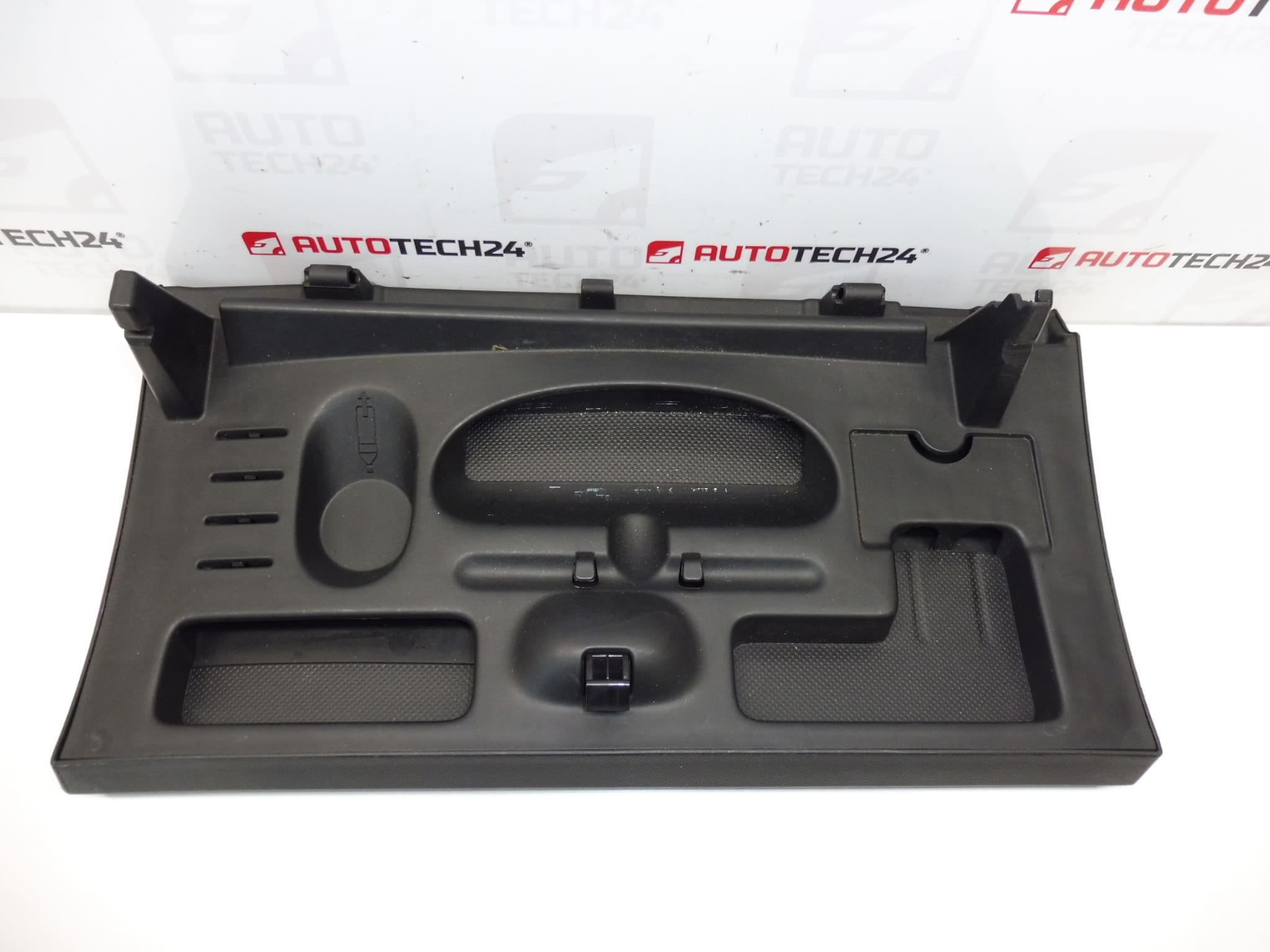 Peugeot 308 8226LE storage side cover - Image 2