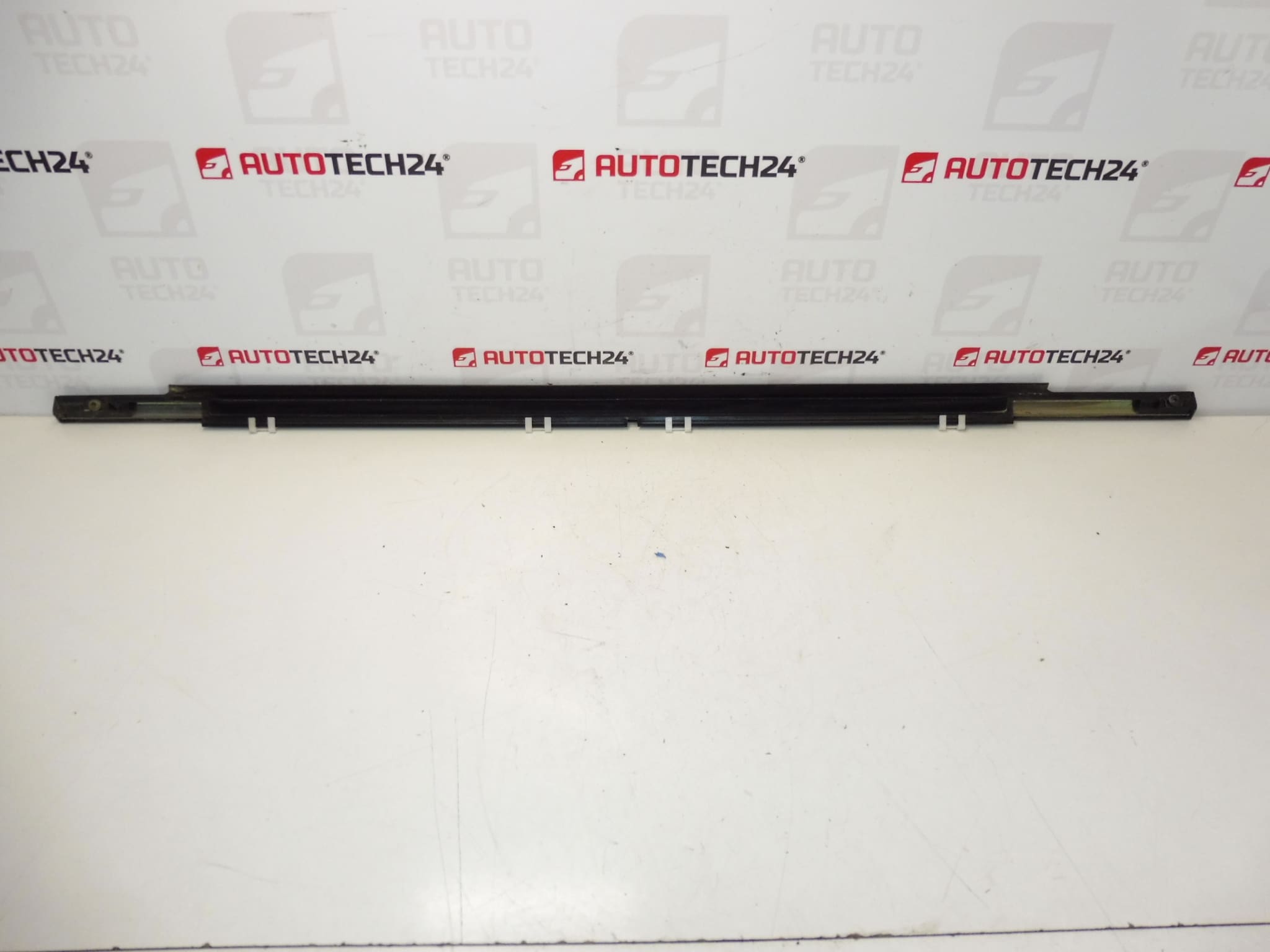 Citroen C-Crosser Peugeot 4007 9309p6 rear door - Image 2