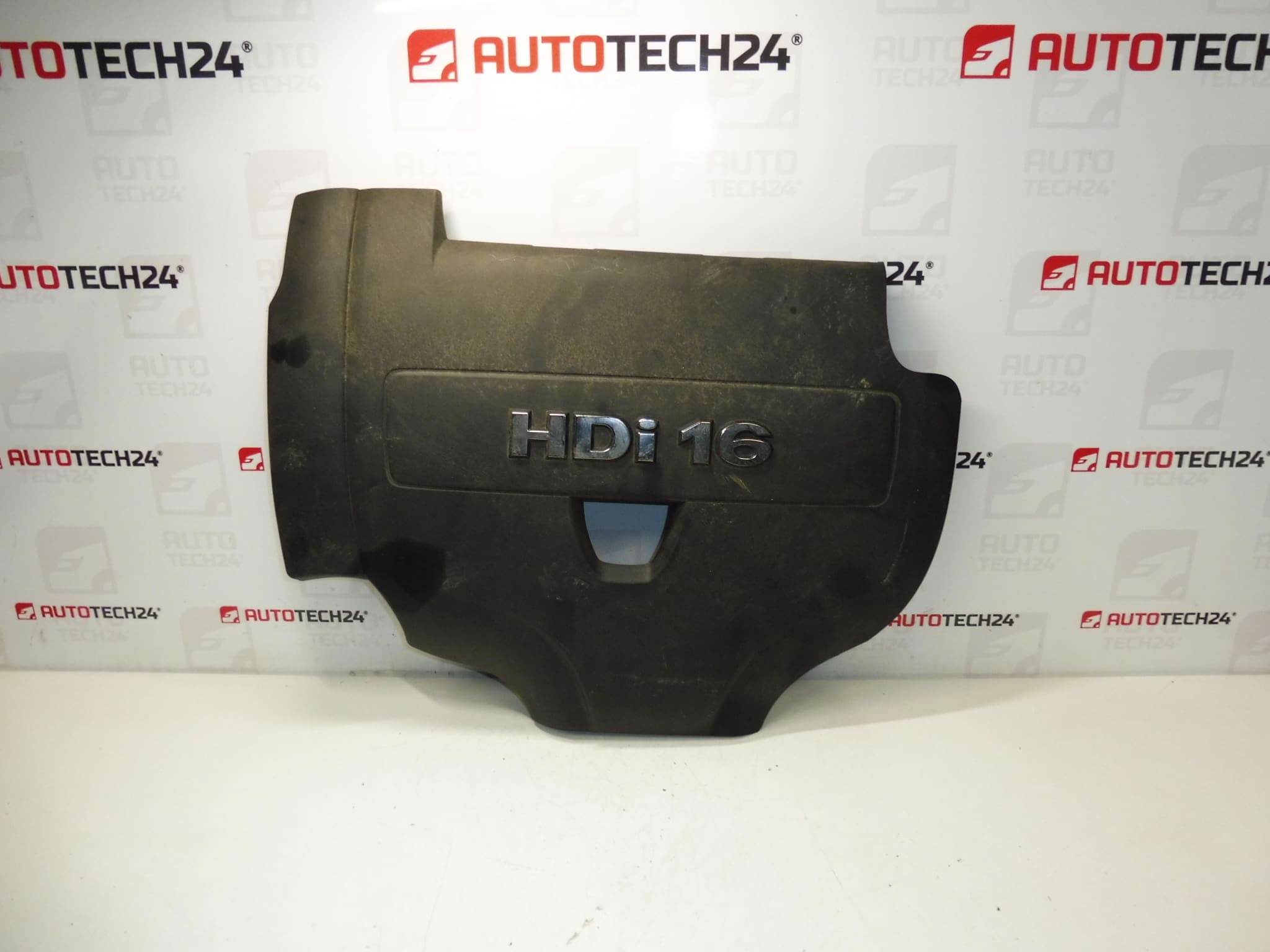 Engine cover 2.0 HDI Citroën Peugeot 9686165680 0137F0