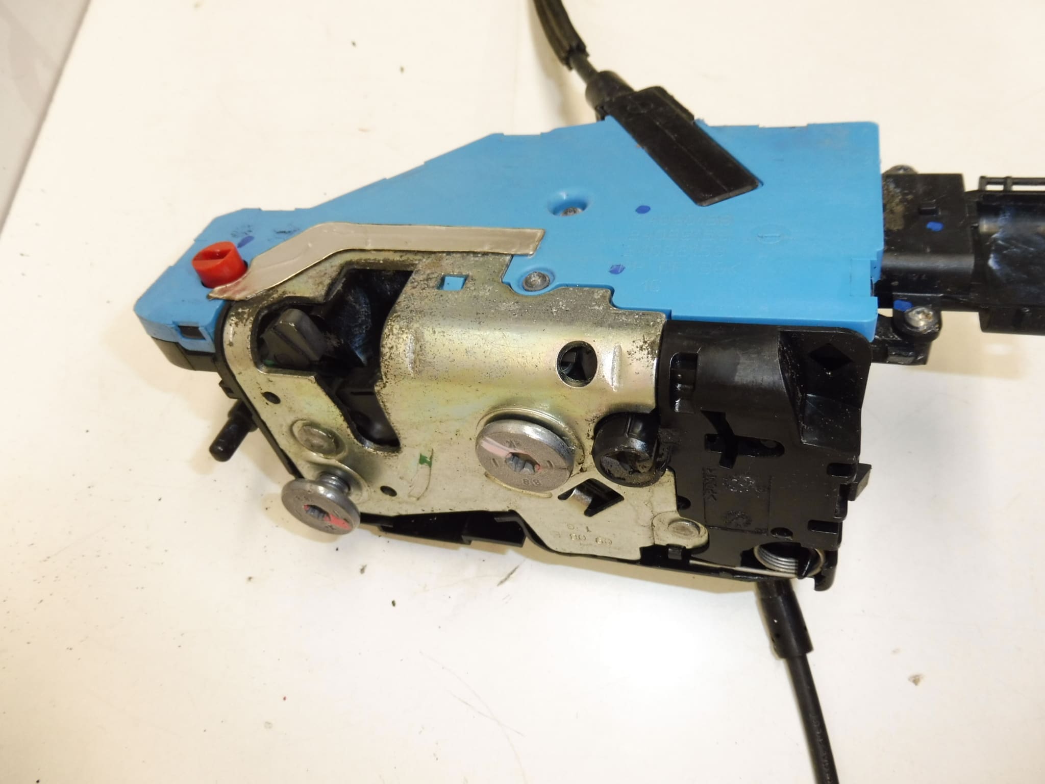 Left rear door lock Peugeot 207 24087816 24091816 - Image 2