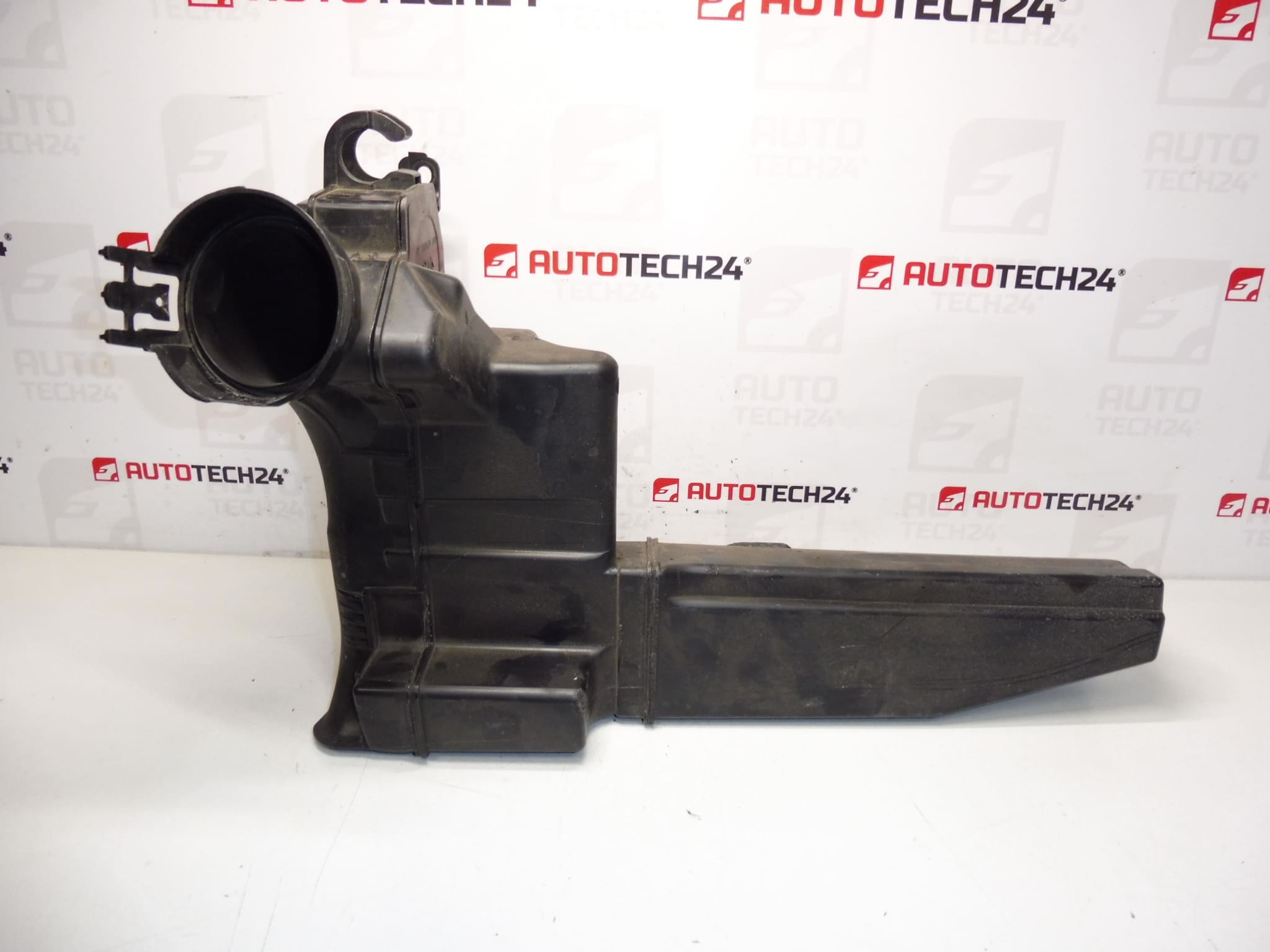 Air intake resonator 1.4 VTI 70 kW 8FS Citroën Peugeot 9683339380 1436Q7 - Image 2